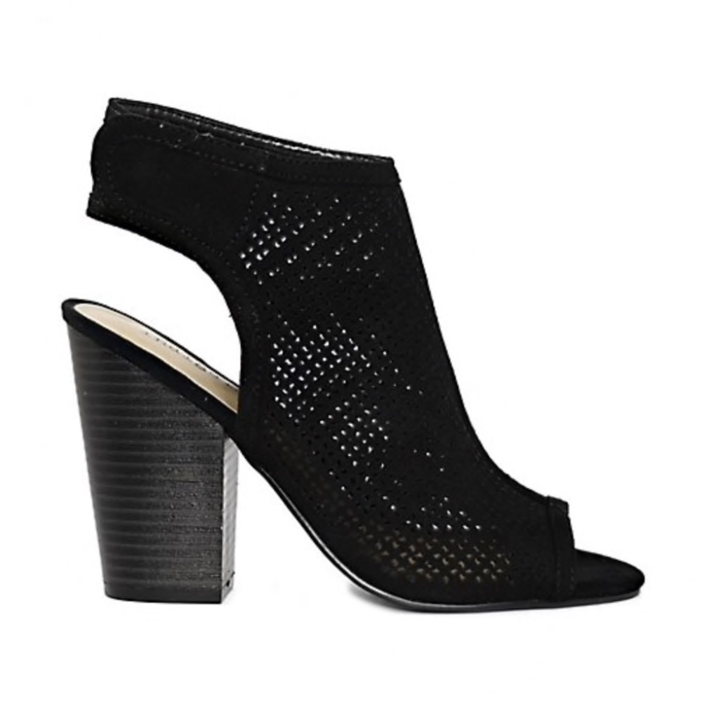 Indigo Road Ibina Sandal l Black l Size 8